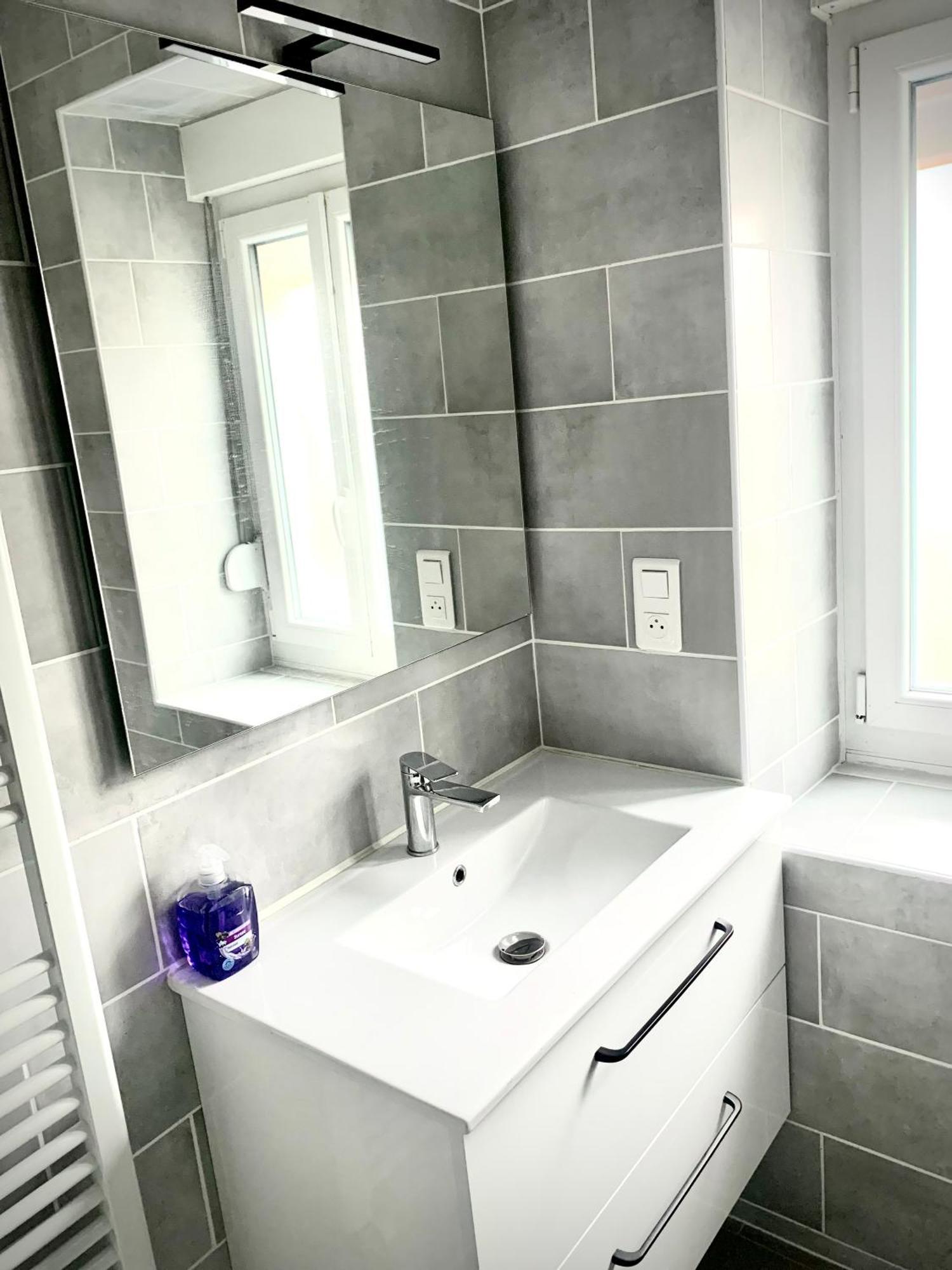 L Indemodable Renove Spacieux Et Lumineux Avec 2 Chambres ซาร์บูร์ก ภายนอก รูปภาพ